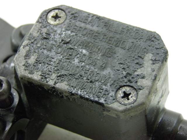 photo de REAR BRAKE MASTER CYLINDER PIAGGIO XEVO - X EVO 125 (2007 - 2017) - Surface and material condition