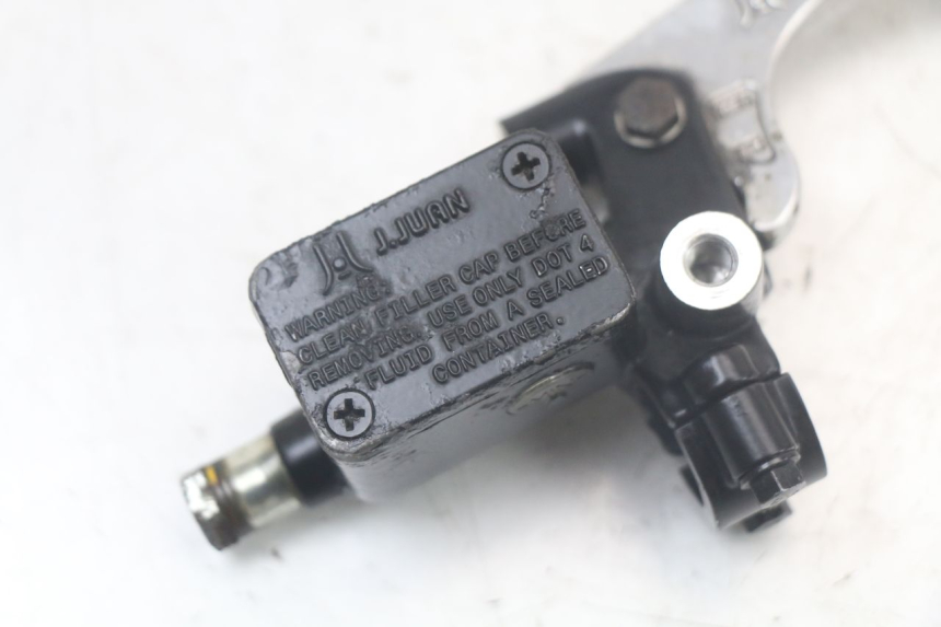 photo de FRONT BRAKE MASTER CYLINDER QUADRO 3D S 350 (2013 - 2018) - Zoom on usage condition