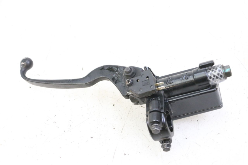 photo de FRONT BRAKE MASTER CYLINDER KYMCO AGILITY 4T 50 (2018 - 2022) - Zoom on usage condition