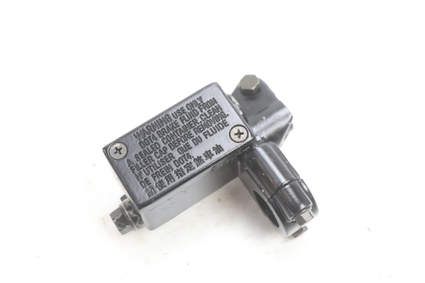 photo de FRONT BRAKE MASTER CYLINDER KYMCO AGILITY PREMIUM 50 (2007 - 2010) - Main view