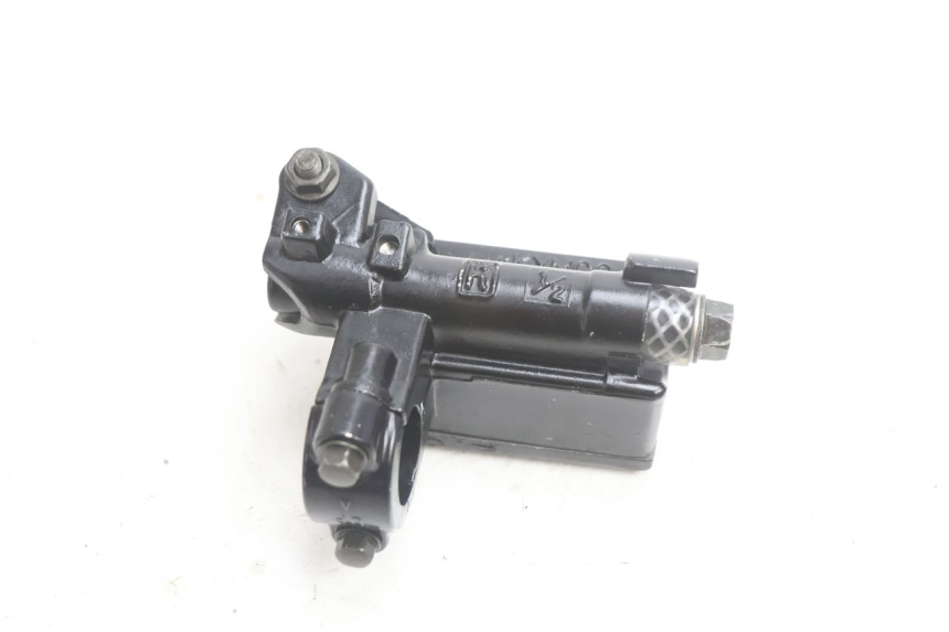 photo de FRONT BRAKE MASTER CYLINDER KYMCO AGILITY PREMIUM 50 (2007 - 2010) - Technical close-up