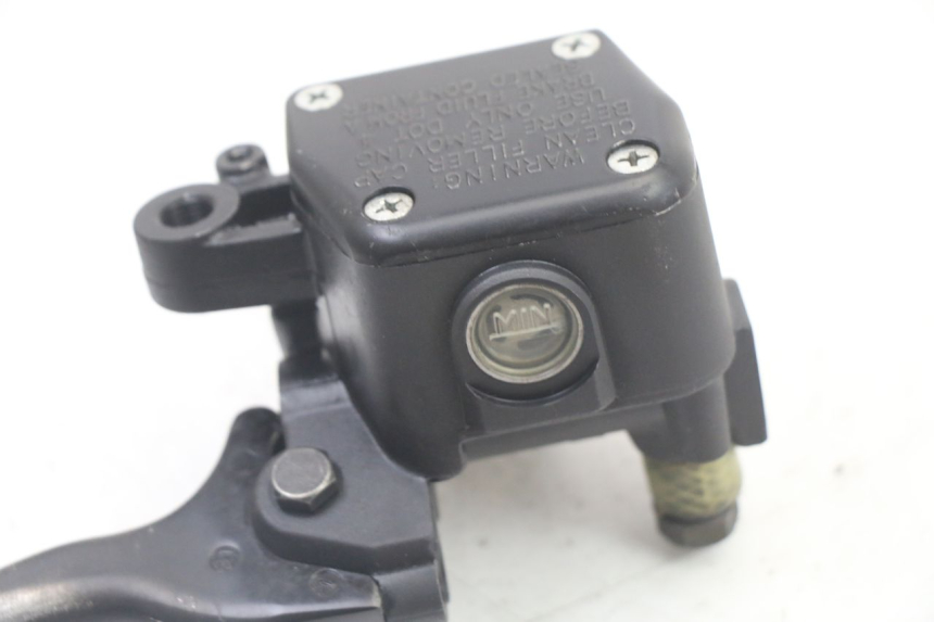 photo de FRONT BRAKE MASTER CYLINDER APRILIA ATLANTIC 125 (2003 - 2009) - Component detail