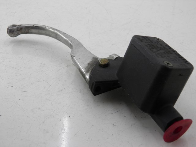photo de FRONT BRAKE MASTER CYLINDER APRILIA LEONARDO ST 250 (2002 - 2005) - Main view