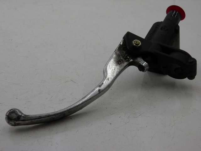photo de FRONT BRAKE MASTER CYLINDER APRILIA LEONARDO ST 250 (2002 - 2005) - Component detail