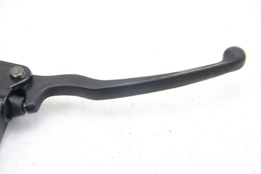 photo de FRONT BRAKE MASTER CYLINDER ECCITY ARTELEC 670 1 (2013 - 2017) - Surface and material condition