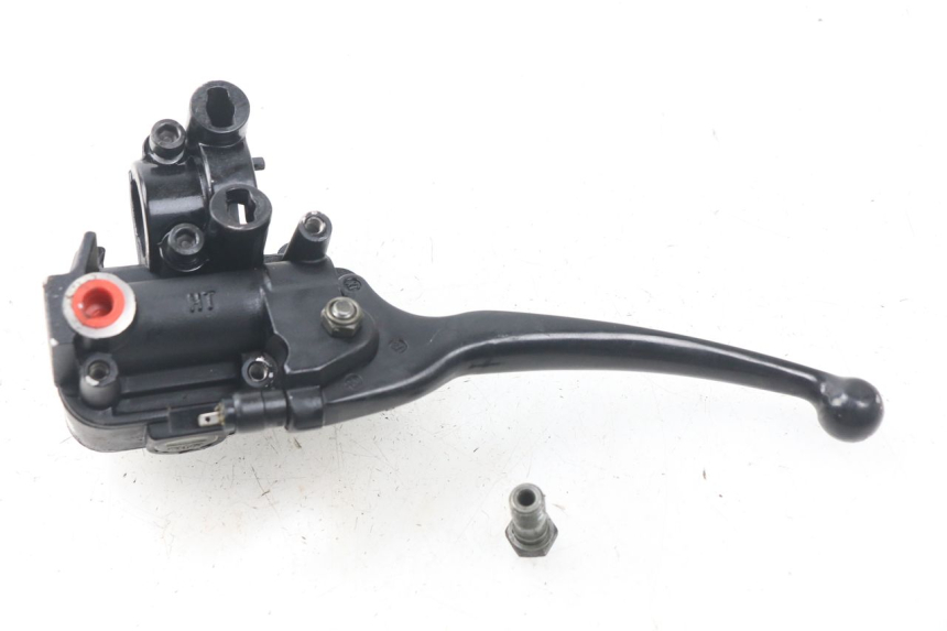 photo de FRONT BRAKE MASTER CYLINDER APRILIA ATLANTIC 125 (2003 - 2009) - Zoom on usage condition