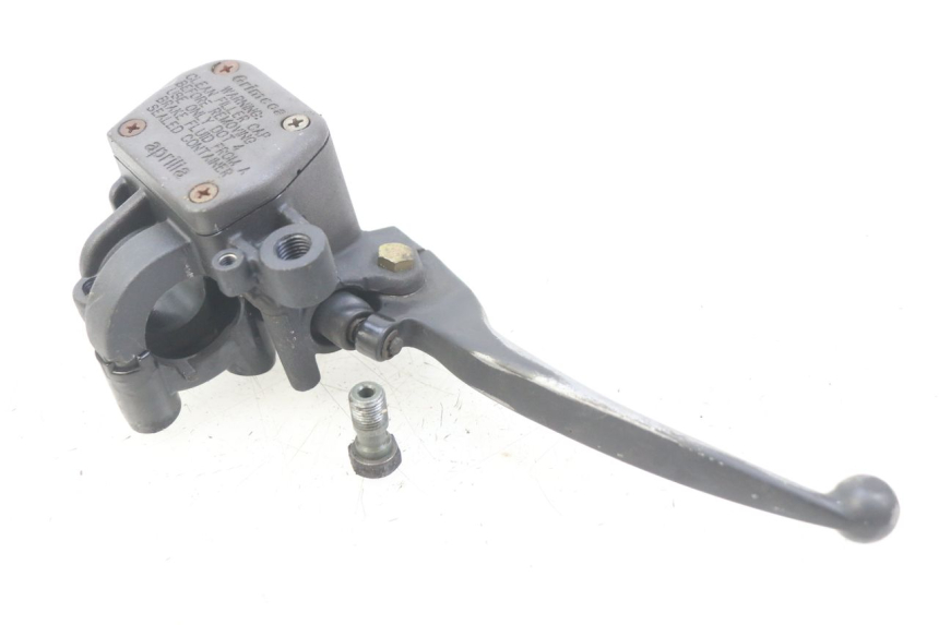 photo de FRONT BRAKE MASTER CYLINDER APRILIA ATLANTIC 500 (2002 - 2003) - Alternative perspective