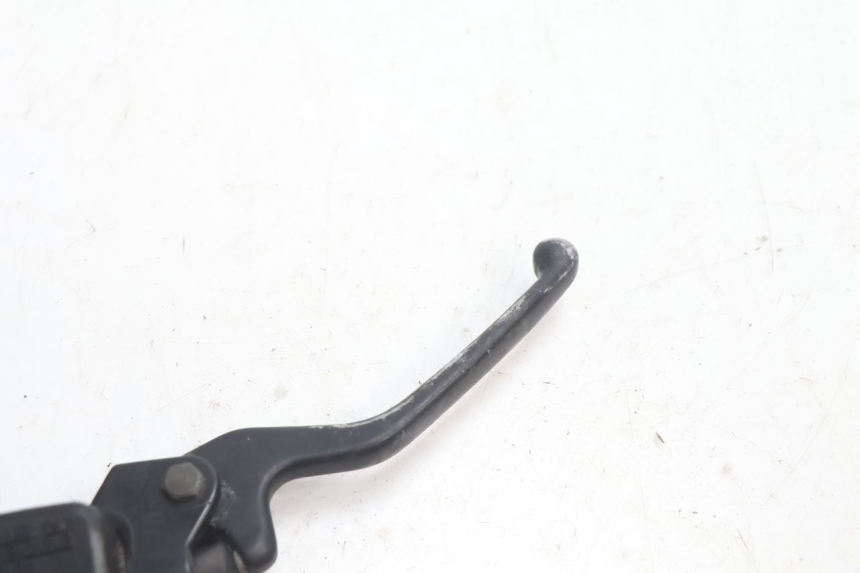 photo de FRONT BRAKE MASTER CYLINDER MBK BOOSTER SPIRIT 50 (2004 - 2017) - Zoom on usage condition