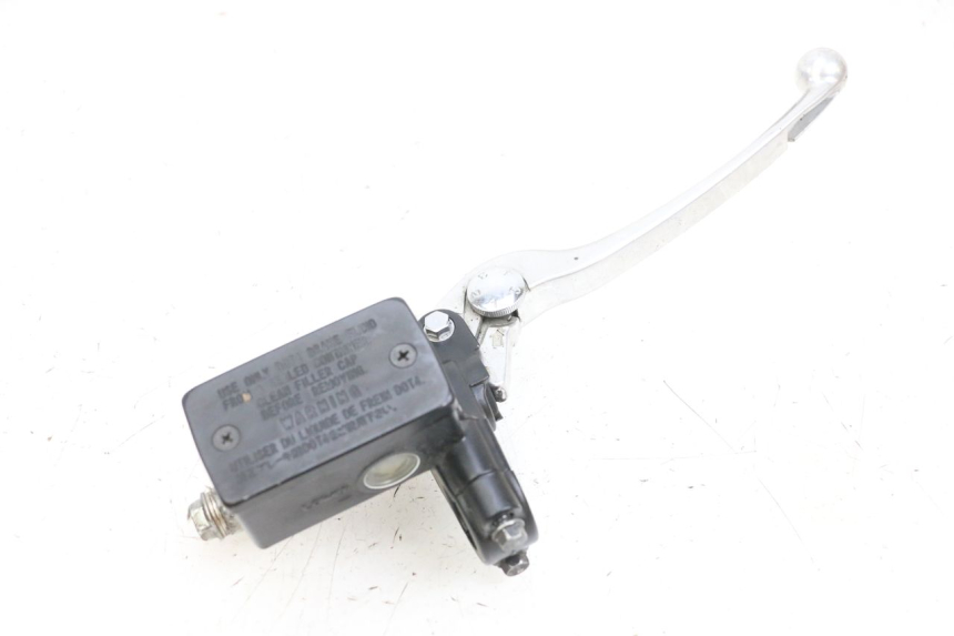photo de FRONT BRAKE MASTER CYLINDER SUZUKI BURGMAN 650 (2013 - 2020) - Fixing points details