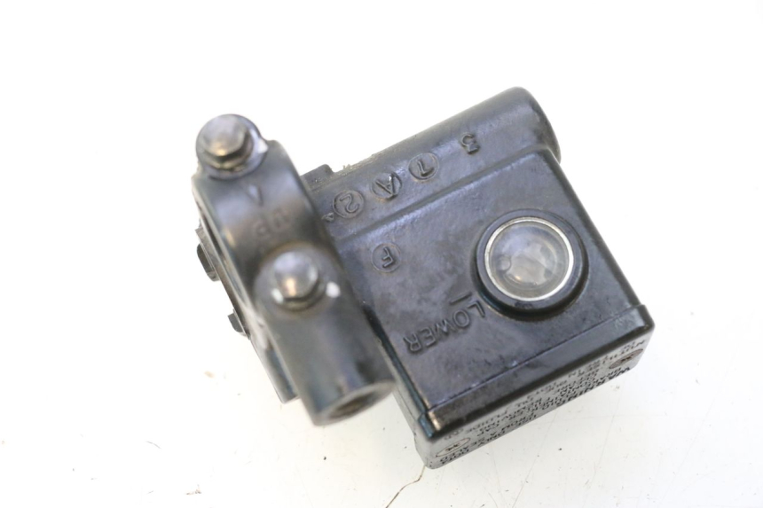 photo de FRONT BRAKE MASTER CYLINDER SUZUKI BURGMAN 125 (2007 - 2014) - Zoom on usage condition