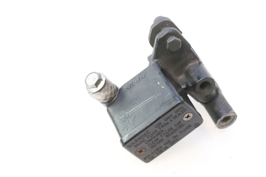 photo de FRONT BRAKE MASTER CYLINDER SUZUKI BURGMAN 125 (2007 - 2014) - Surface and material condition