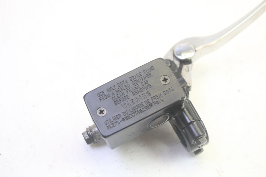 photo de FRONT BRAKE MASTER CYLINDER SUZUKI BURGMAN EXECUTIVE ABS 650 (2006 - 2012) - Component detail