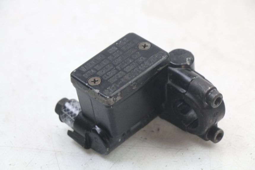 photo de FRONT MASTER CYLINDER YAMAHA BW'S BWS 125 (2010 - 2013) - Zoom on usage condition