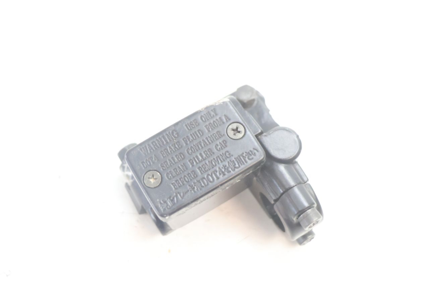 photo de FRONT MASTER CYLINDER YAMAHA BW'S BWS 125 (2010 - 2013) - Main view