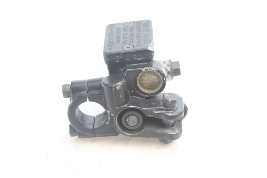 photo de FRONT MASTER CYLINDER YAMAHA BW'S BWS 125 (2010 - 2013) - Zoom on usage condition