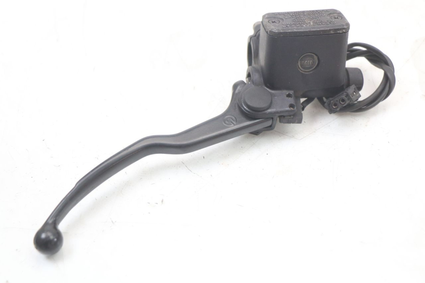 photo de FRONT BRAKE MASTER CYLINDER BMW C1 125 (2000 - 2003) - Alternative perspective