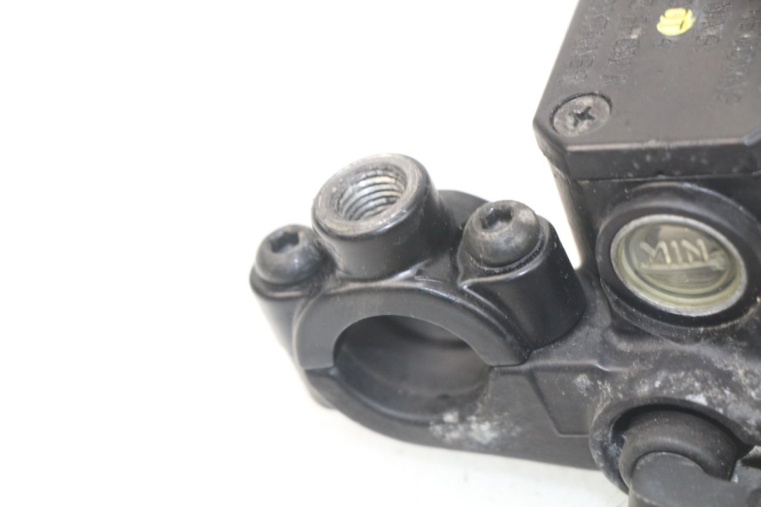 photo de FRONT BRAKE MASTER CYLINDER PIAGGIO CARNABY 125 (2007 - 2011) - Zoom on usage condition
