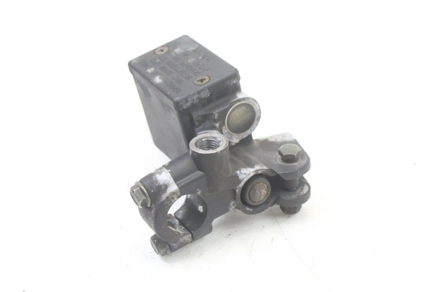 photo de FRONT BRAKE MASTER CYLINDER PEUGEOT CITYSTAR 2T 50 (2018 - 2021) - Alternative perspective