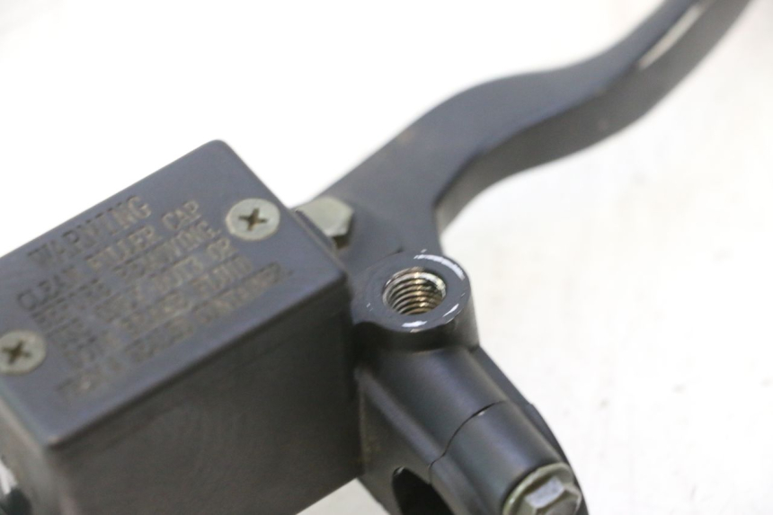 photo de FRONT BRAKE MASTER CYLINDER PEUGEOT CITYSTAR 2T 50 (2018 - 2021) - Zoom on usage condition