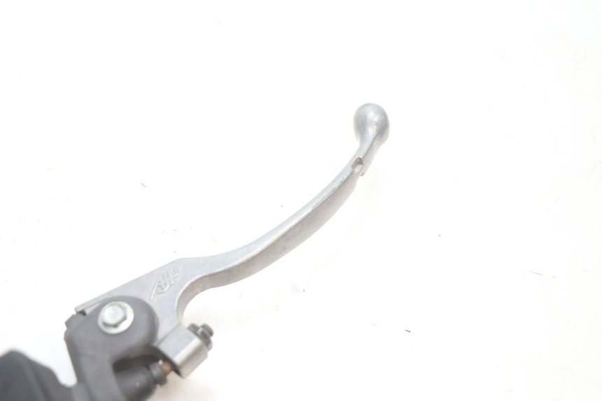photo de FRONT BRAKE MASTER CYLINDER HM HONDA CRM DERAPAGE RR 50 (2006 - 2017) - Zoom on usage condition