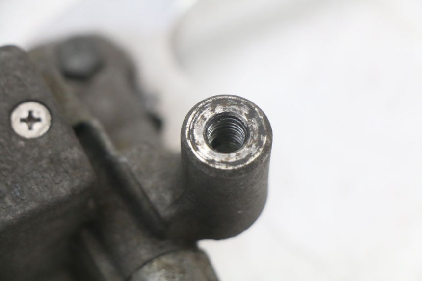 photo de FRONT BRAKE MASTER CYLINDER YAMAHA CYGNUS X 125 (2004 - 2007) - Alternative perspective