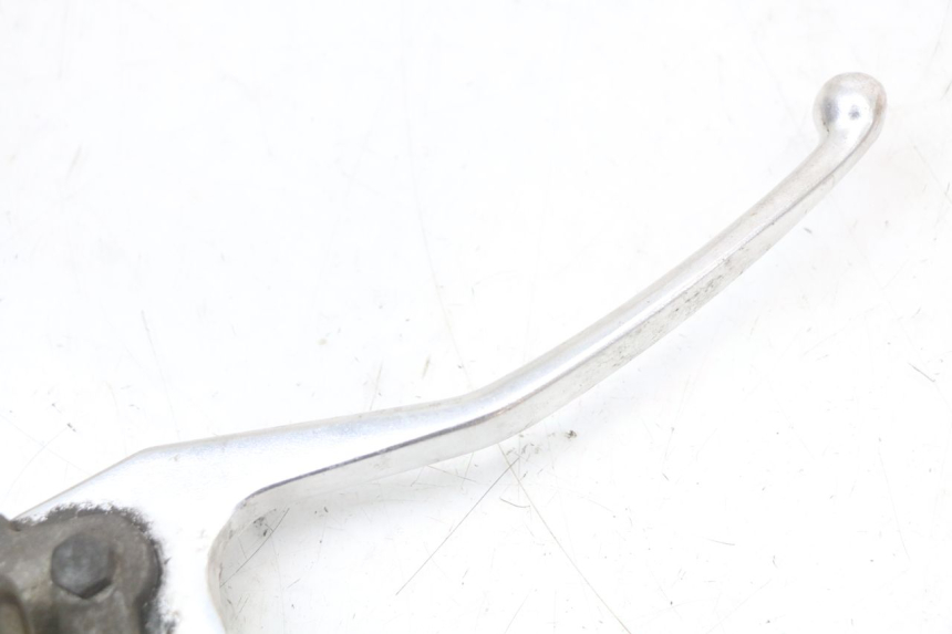photo de FRONT BRAKE MASTER CYLINDER YAMAHA CYGNUS X 125 (2004 - 2007) - Technical close-up