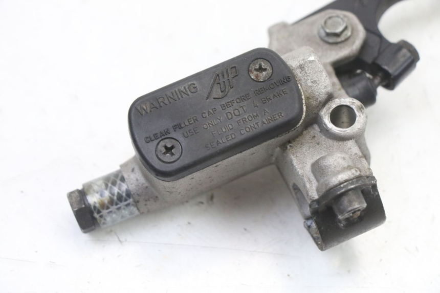photo de FRONT BRAKE MASTER CYLINDER DERBI SENDA R X-TREME 50 (2006 - 2010) - Component detail