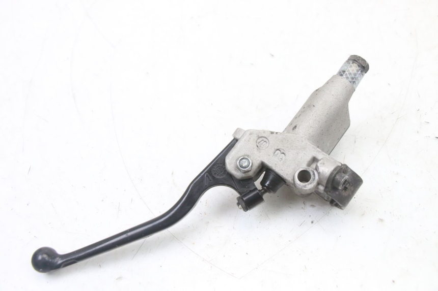 photo de FRONT BRAKE MASTER CYLINDER DERBI SENDA R X-TREME 50 (2006 - 2010) - Fixing points details