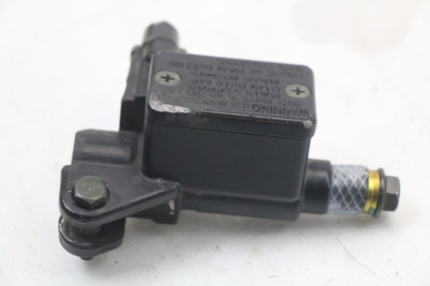 photo de FRONT MASTER CYLINDER LONGJIA DIGITA 4T 50 (2019 - 2022) - Zoom on usage condition