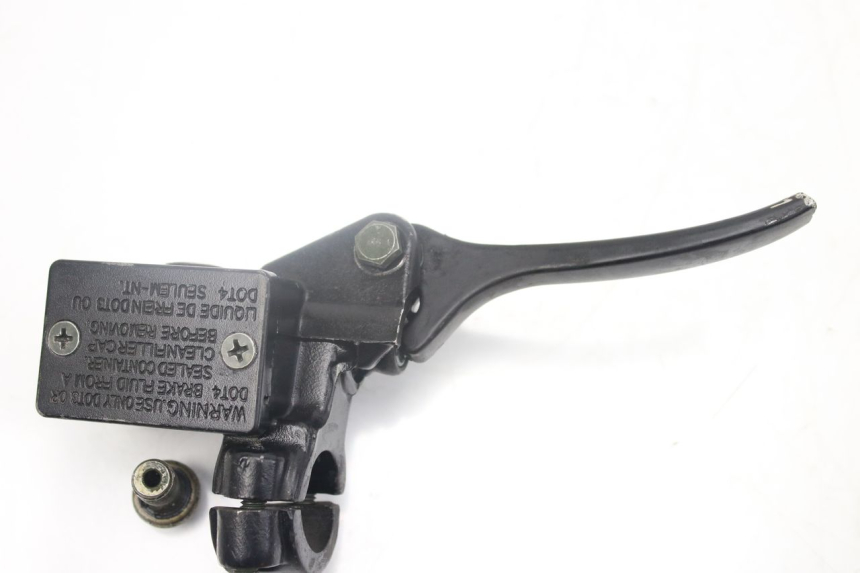 photo de FRONT MASTER CYLINDER CCR DIRT BIKE 125 - Alternative perspective