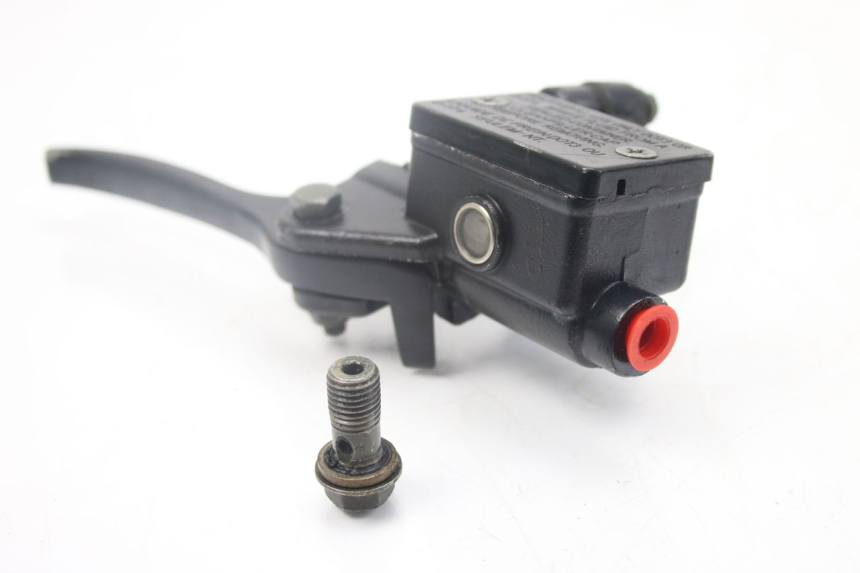 photo de FRONT MASTER CYLINDER CCR DIRT BIKE 125 - Technical close-up