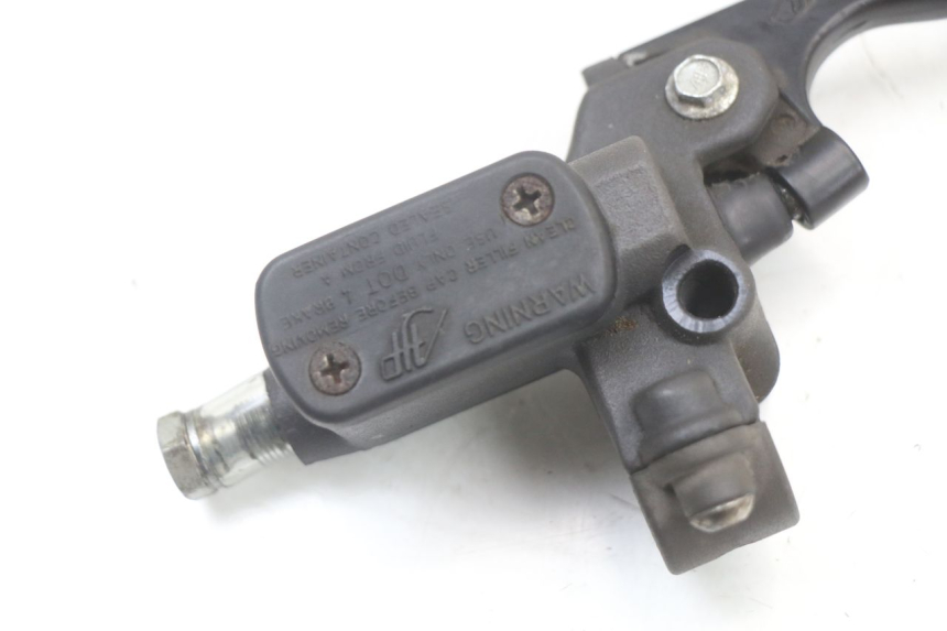 photo de FRONT BRAKE MASTER CYLINDER GILERA DNA 50 (2000 - 2007) - Alternative perspective