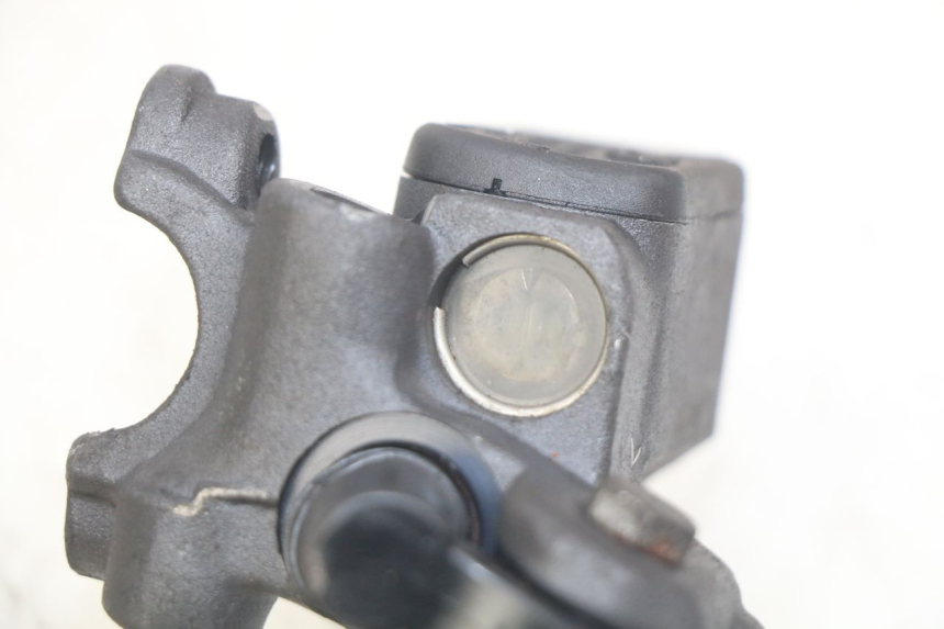 photo de FRONT MASTER CYLINDER PEUGEOT ELYSEO 125 (1999 - 2004) - Component detail