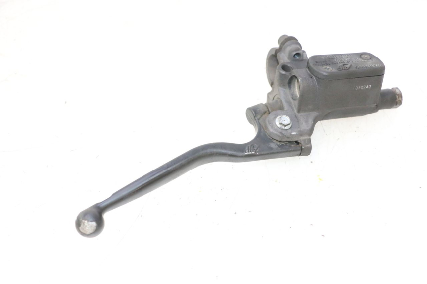 photo de FRONT MASTER CYLINDER PEUGEOT ELYSTAR 50 (2002 - 2014) - Technical close-up
