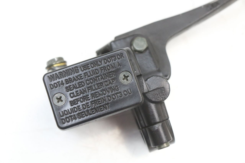 photo de FRONT BRAKE MASTER CYLINDER JM MOTORS EVOLIS 4T 50 (2018 - 2022) - Zoom on usage condition