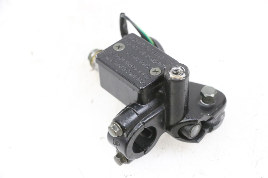 photo de FRONT BRAKE MASTER CYLINDER BTC FELICE SPORT 50 - Alternative perspective