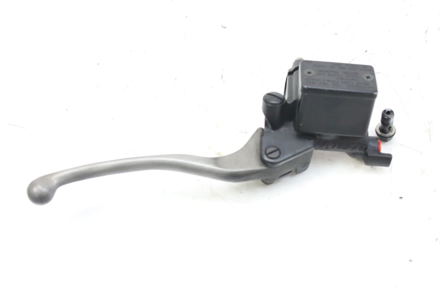 photo de FRONT MASTER CYLINDER HONDA FES S-WING SWING ABS 125 (2007 - 2015) - Alternative perspective
