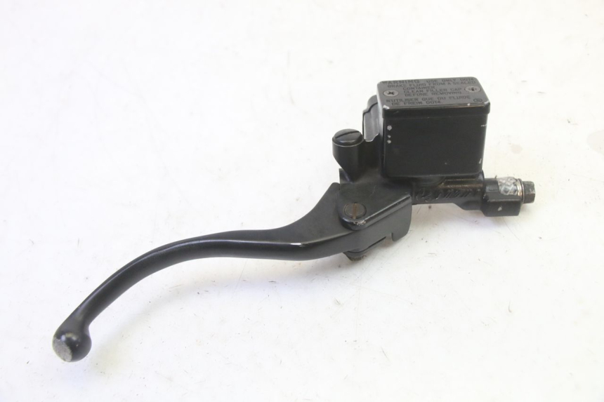 photo de FRONT MASTER CYLINDER HONDA FES S-WING SWING ABS 125 (2007 - 2015) - Alternative perspective