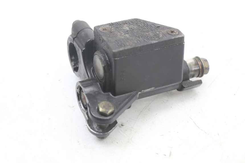 photo de FRONT MASTER CYLINDER SYM FIDDLE 2 50 (2008 - 2013) - Alternative perspective