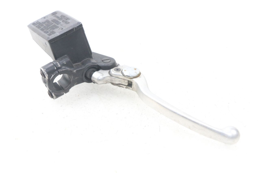 photo de FRONT BRAKE MASTER CYLINDER YAMAHA FJR ABS 1300 (2006 - 2012) - Technical close-up