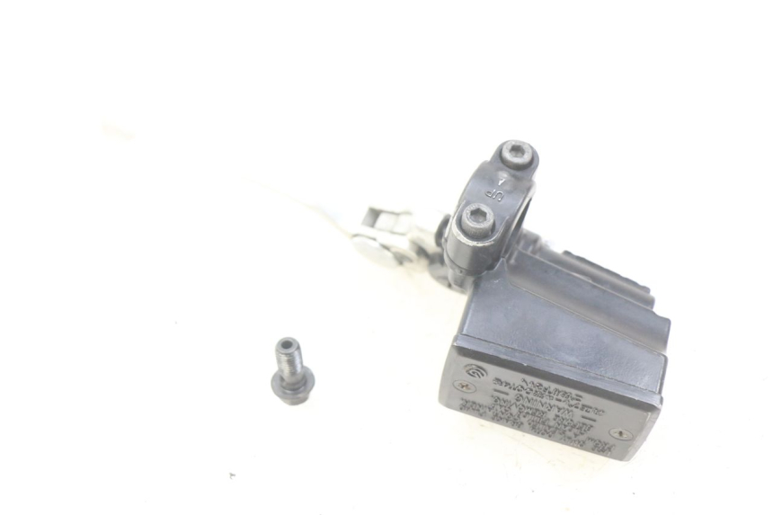 photo de FRONT BRAKE MASTER CYLINDER YAMAHA FJR ABS 1300 (2006 - 2012) - Component detail