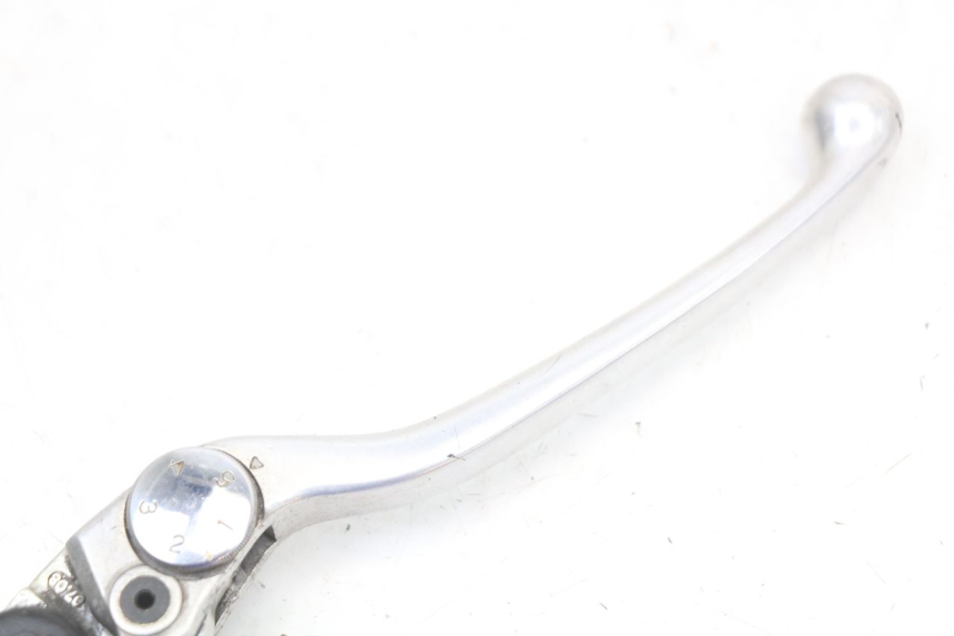 photo de FRONT BRAKE MASTER CYLINDER YAMAHA FJR ABS 1300 (2006 - 2012) - Zoom on usage condition