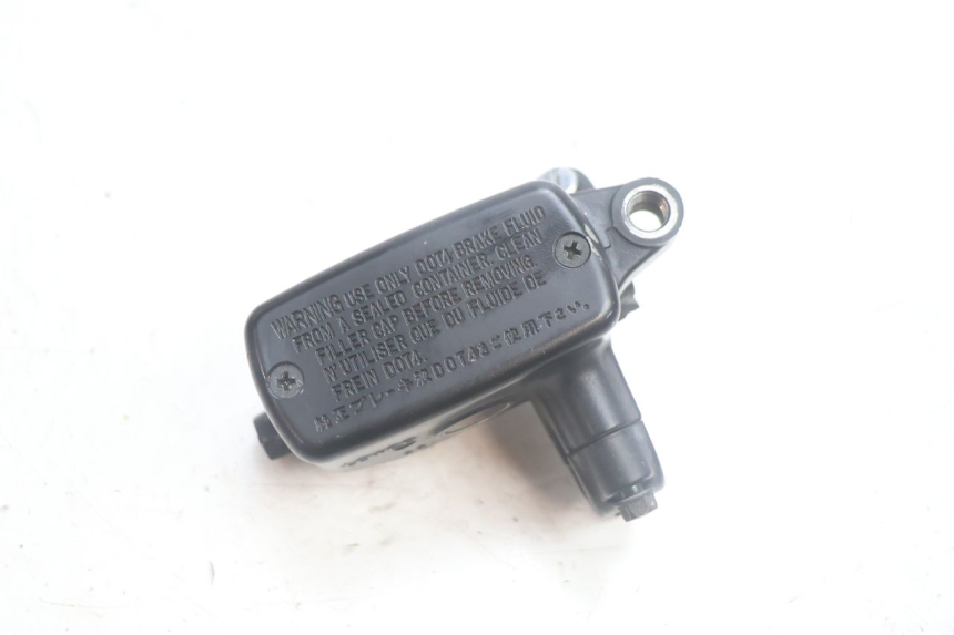 photo de FRONT BRAKE MASTER CYLINDER HONDA FJS SILVER WING SILVERWING 400 (2005 - 2008) - Main view