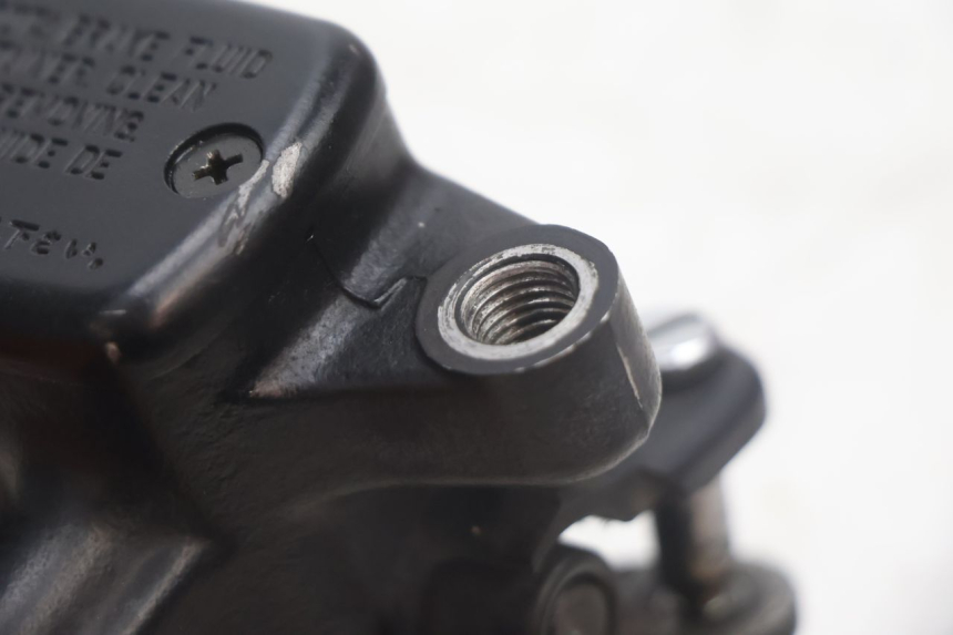 photo de FRONT BRAKE MASTER CYLINDER HONDA FJS SILVER WING SILVERWING 400 (2005 - 2008) - Fixing points details