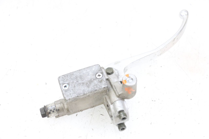 photo de FRONT BRAKE MASTER CYLINDER MBK FLAME X 125 (2007 - 2016) - Fixing points details