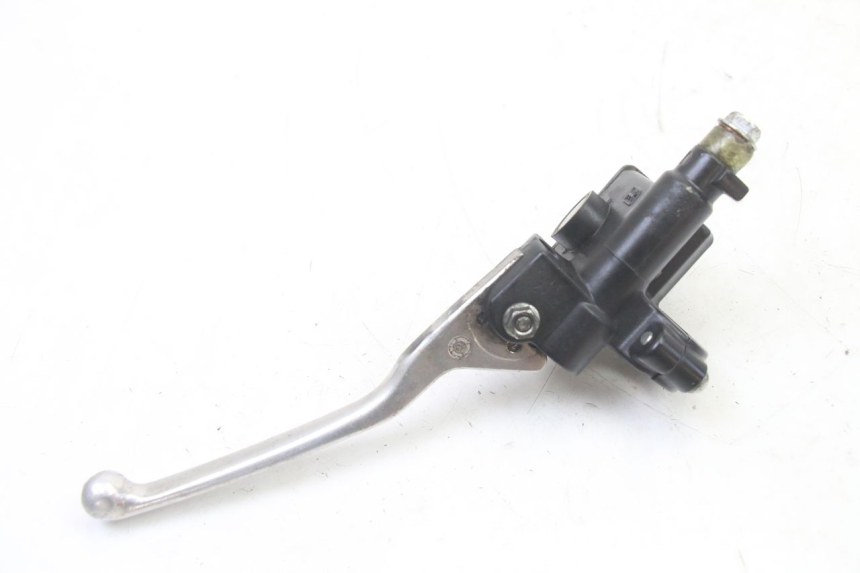 photo de FRONT BRAKE MASTER CYLINDER PIAGGIO FLY 2T 50 (2004 - 2017) - Fixing points details