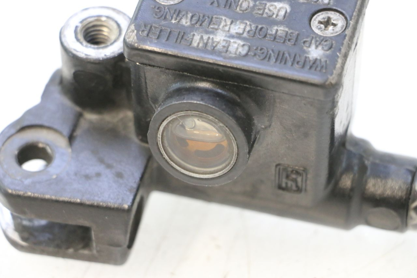 photo de FRONT BRAKE MASTER CYLINDER PIAGGIO FLY 2T 50 (2004 - 2017) - Alternative perspective