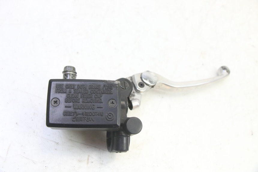 photo de FRONT BRAKE MASTER CYLINDER YAMAHA FZ6 FAZER S2 600 (2007 - 2011) - Main view