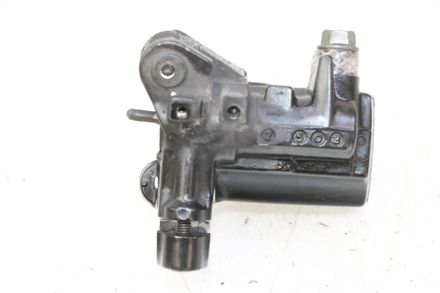 photo de FRONT BRAKE MASTER CYLINDER YAMAHA FZ6 N FAZER 600 (2004 - 2006) - Technical close-up