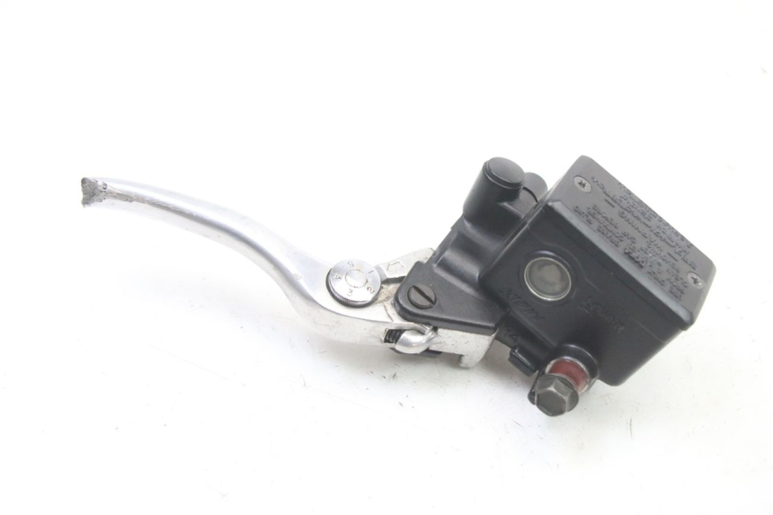 photo de FRONT BRAKE MASTER CYLINDER YAMAHA FZS FAZER 600 (2001 - 2003) - Main view